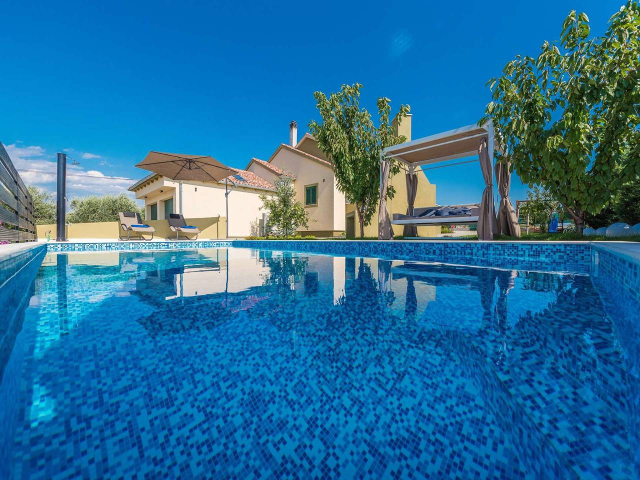 Ferienhaus für 10 Personen in Poljica Brig, Zadar