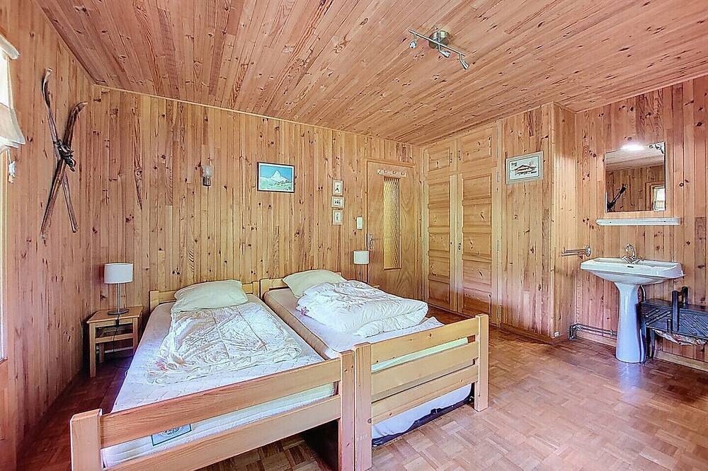 Apartment In Individual Chalet - Wifi Acces - 10 People - Chebourins in Montriond, Les Portes du Soleil