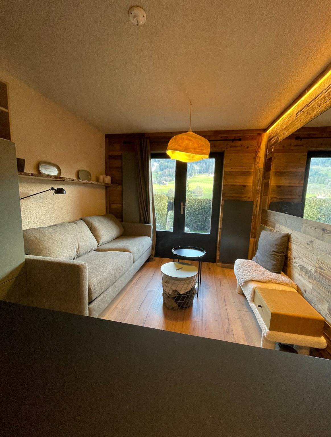 Entire studio, Charming studio with terrace and garden in Praz-sur-Arly, Pays du Mont-Blanc