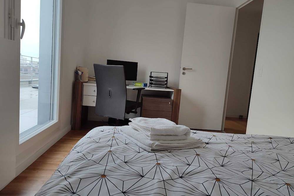 Entire apartment, Apartment near Paris Orly Cdg Terrace parking in Bagneux, Hauts-de-Seine
