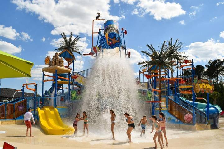 Camping für 6 Personen, mit Whirlpool und Terrasse sowie Pool in den USA