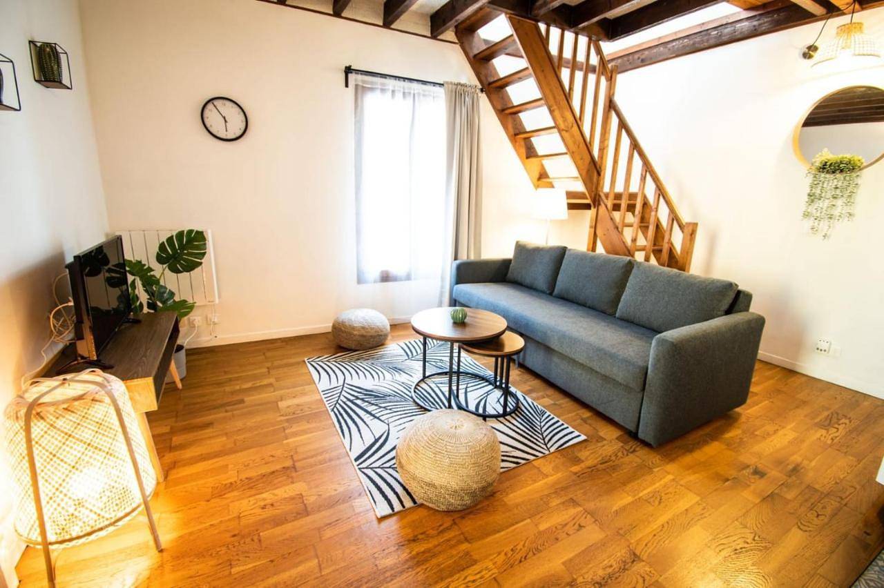 Appartement entier, One-Bedroom Apartment in Pontoise, Val-d'Oise