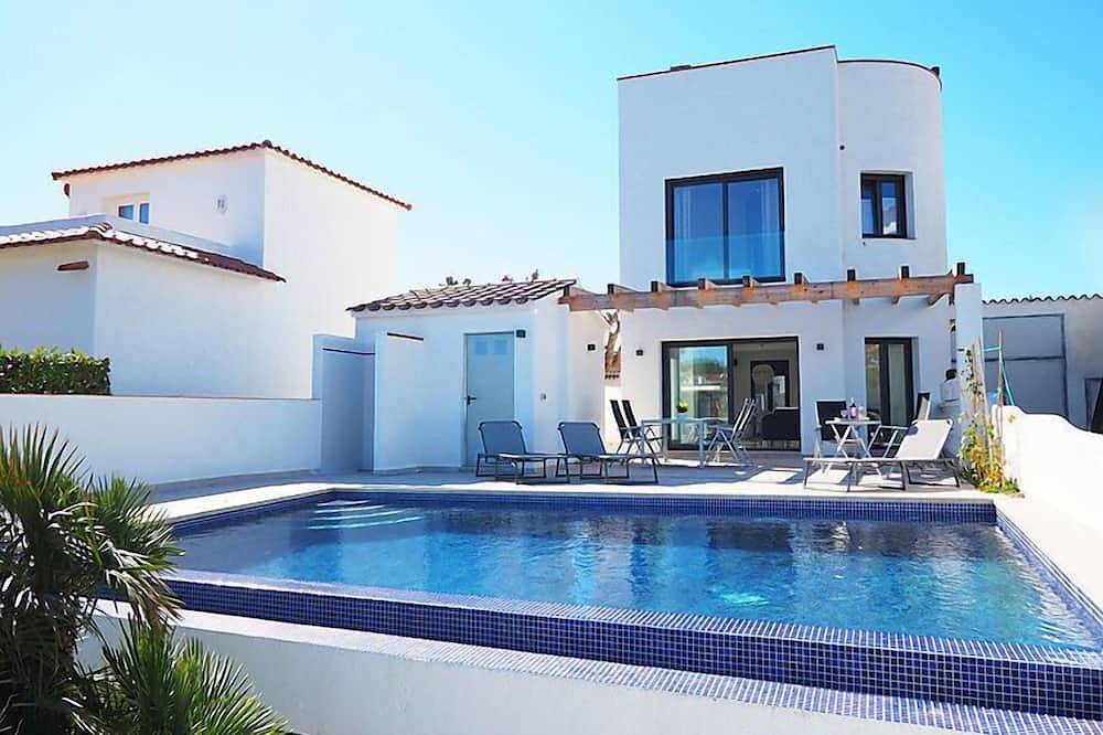 Casa vacanza a Costa Brava a partire da 294€ a notte