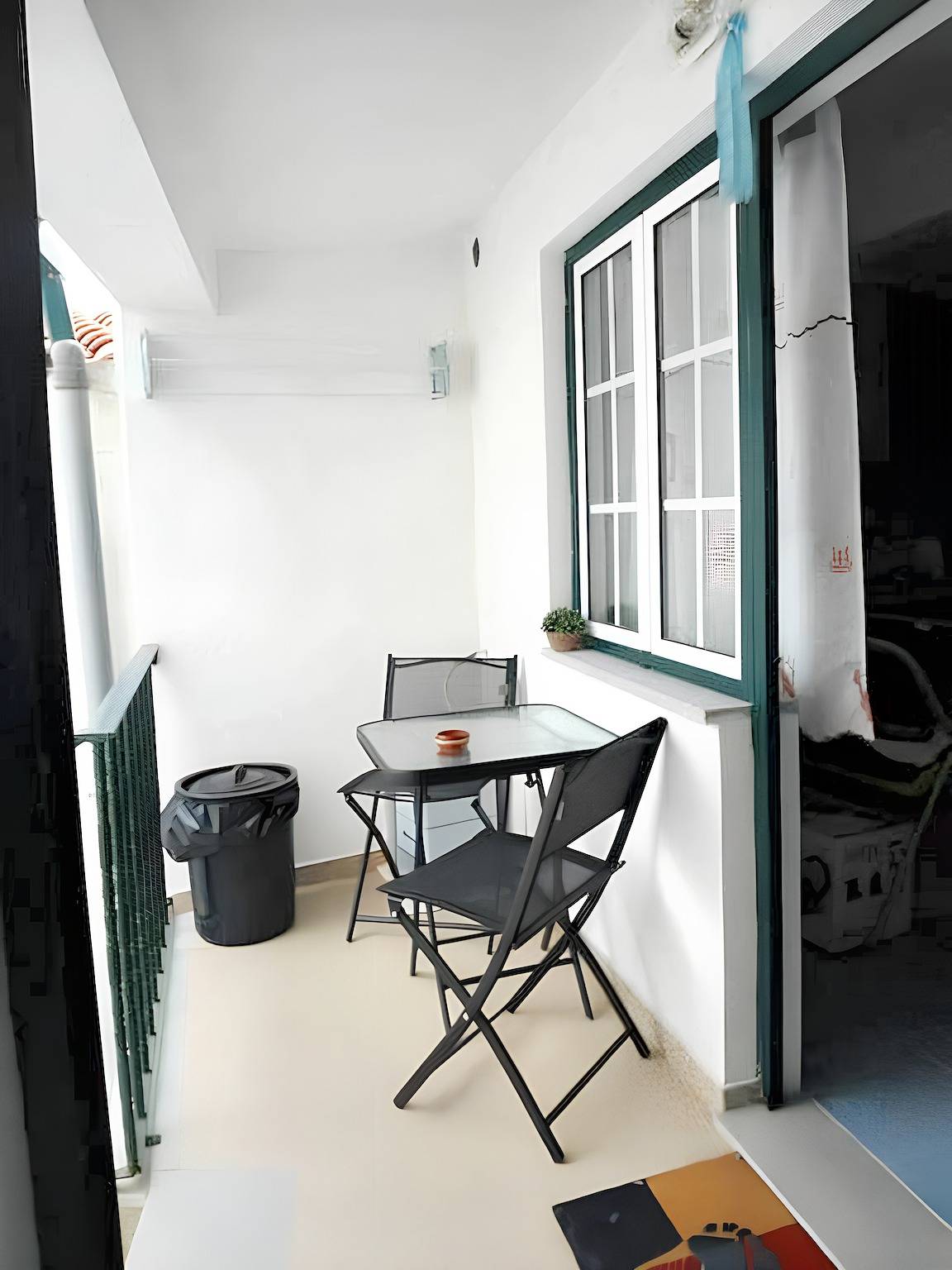 Casa spaziosa a Zebreira con balcone e terrazza. in Uniao de Freg de Segura e Zebreira, Distretto di Castelo Branco