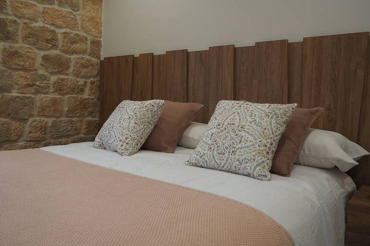 Rural House **** With heated swimming pool and hydromassage in the heart of the Palencia Mountains. in Triollo, Cordillera Cantábrica