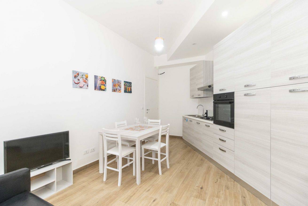 Apartamento entero, New! Modern & Roomy Flat x5 Piazza Statuto in Turín, Provincia de Torino