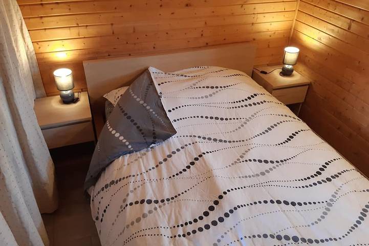 Gîte pour 5 personnes, avec jardin à Fort-du-Plasne - 2