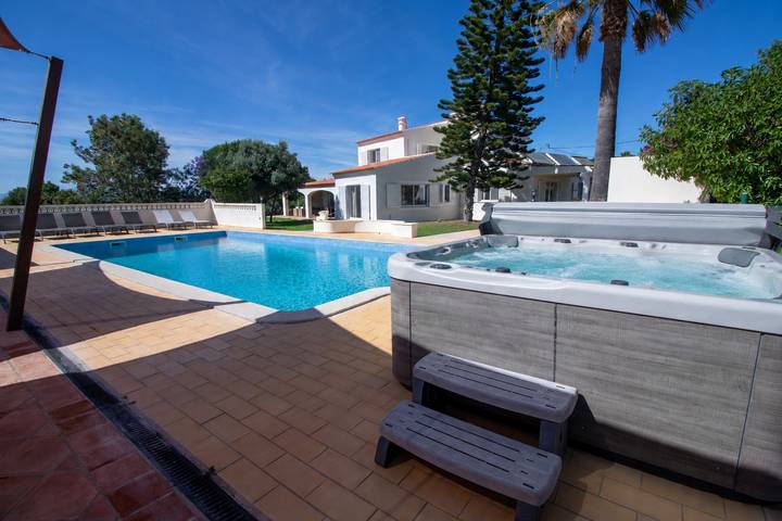 Chalet para 12 personas, con jardín y balcón en Algarve