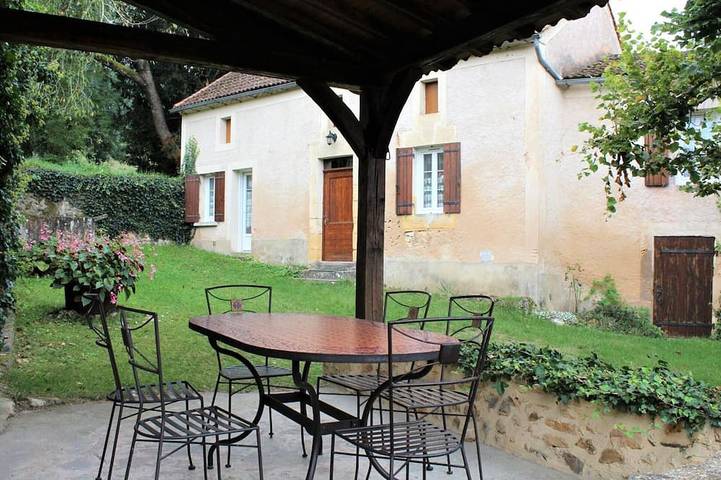 Gîte pour 6 personnes, avec terrasse