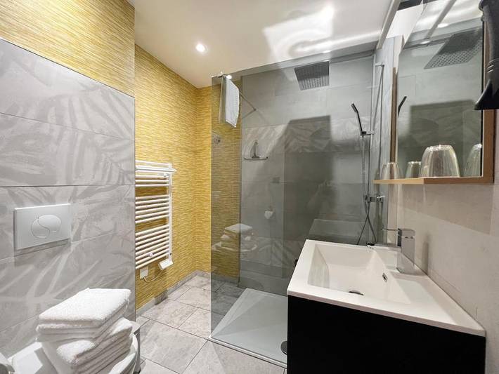 Gîte pour 2 personnes, avec piscine et vue ainsi que jardin et terrasse, animaux acceptés à Saint-Mard - 3