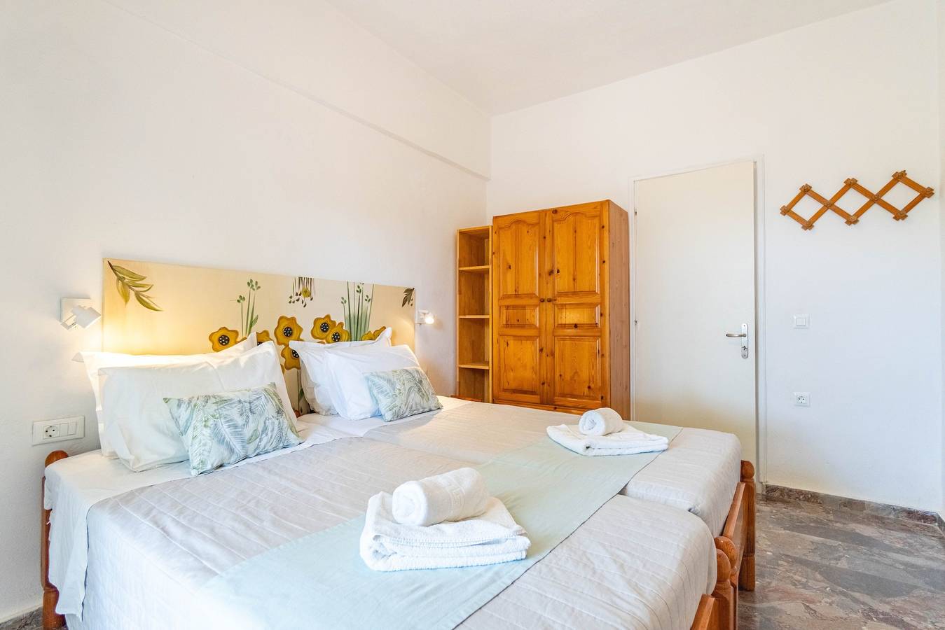 Ganze Wohnung, Ferienwohnung '2' mit Meerblick, Wlan und Klimaanlage in Agios Georgios, Korfu