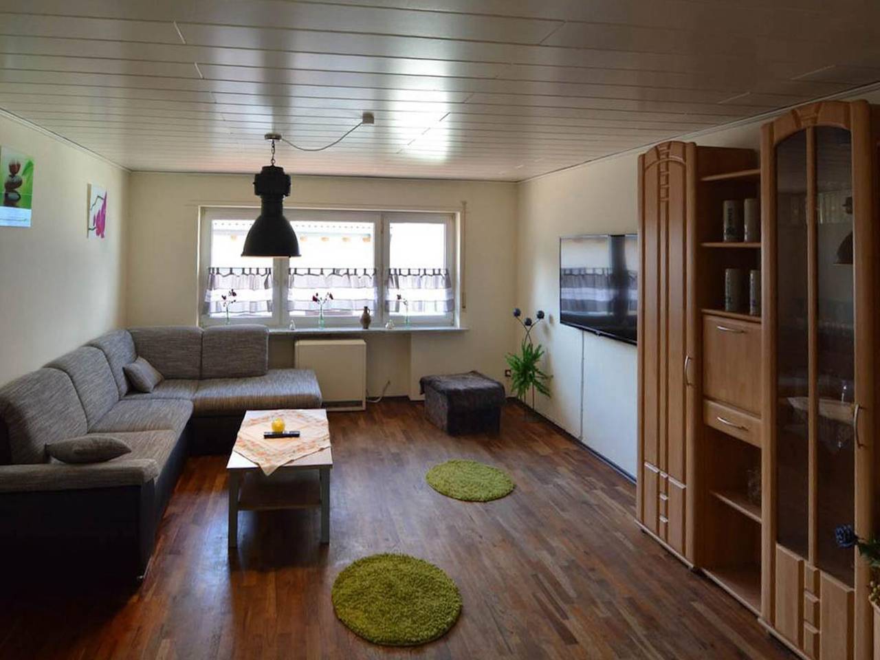 Ruime vakantiewoning met grote omheinde tuin in Buch, Hunsrück