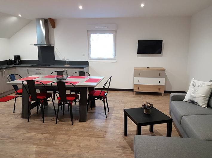 Appartement de vacances pour 5 personnes, avec jacuzzi ainsi que sauna et jardin