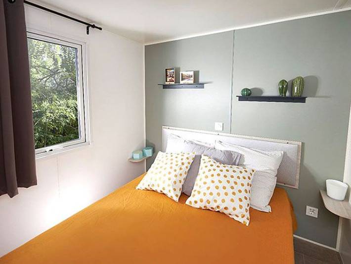 Mobil home pour 4 personnes, avec terrasse et piscine, animaux acceptés à Anduze - 2