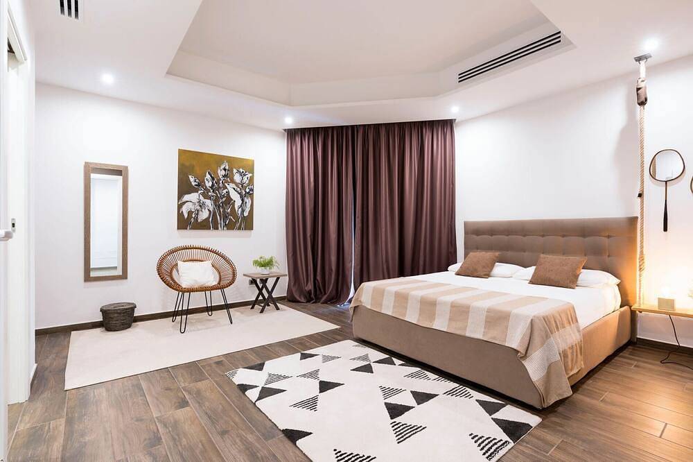 Design luxury seafront villa with fantastic infinity pool in Isola (Italien), Syrakus