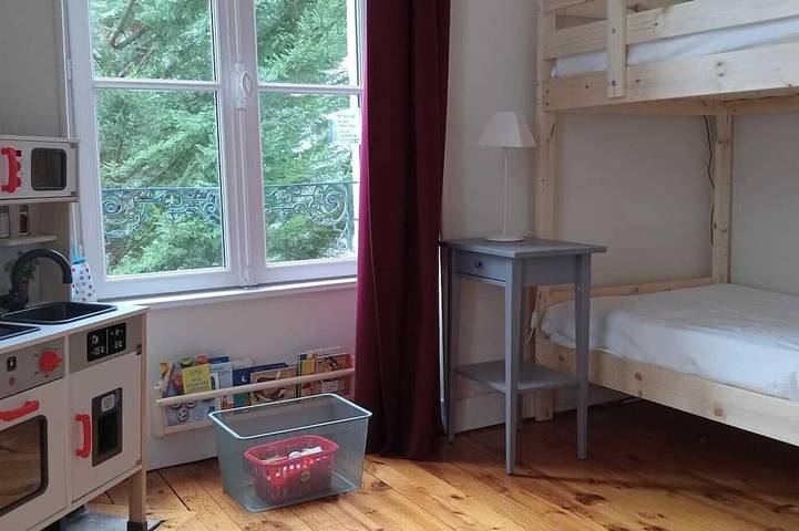 Location de vacances pour 10 personnes, avec jardin et terrasse dans Office de Tourisme La Bourboule - 3