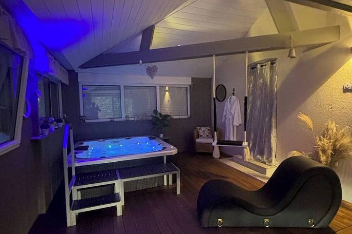 Maison de vacances pour 2 personnes, avec jacuzzi et piscine