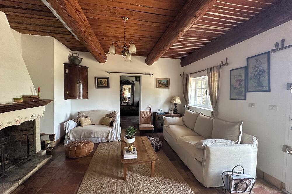 Secluded Provençal mas in Lambesc, Aix-en-Provence und Umgebung