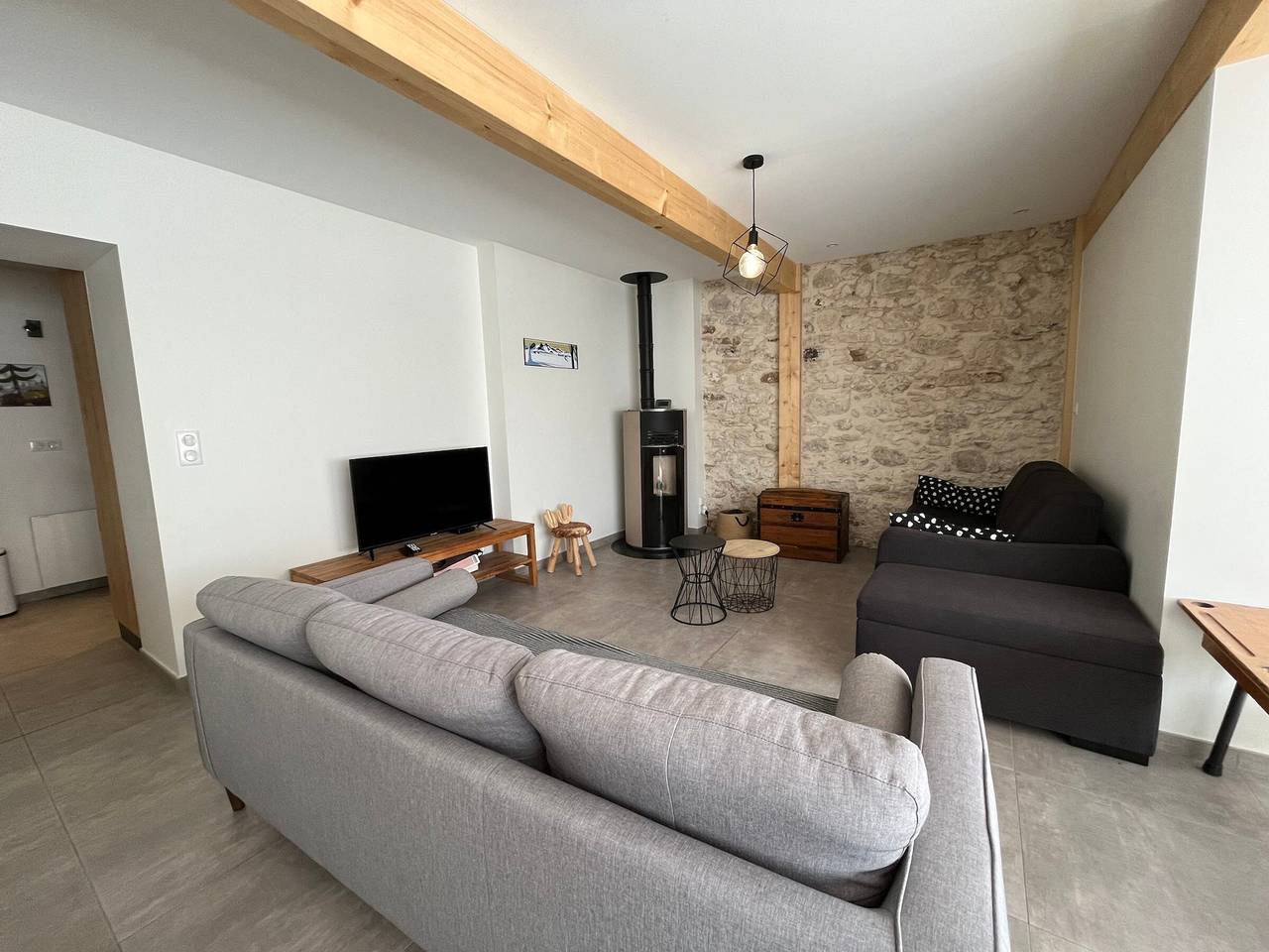 Casa renovada 4 habitaciones, terraza de 100 m², máx 8 personas in Autrans-Méaudre-en-Vercors, Parc naturel régional du Vercors