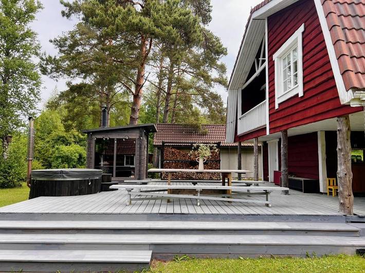 Dom dla 7 osób, z taras i widok oraz sauna i ogród, zwierzęta dozwolone w Estonia