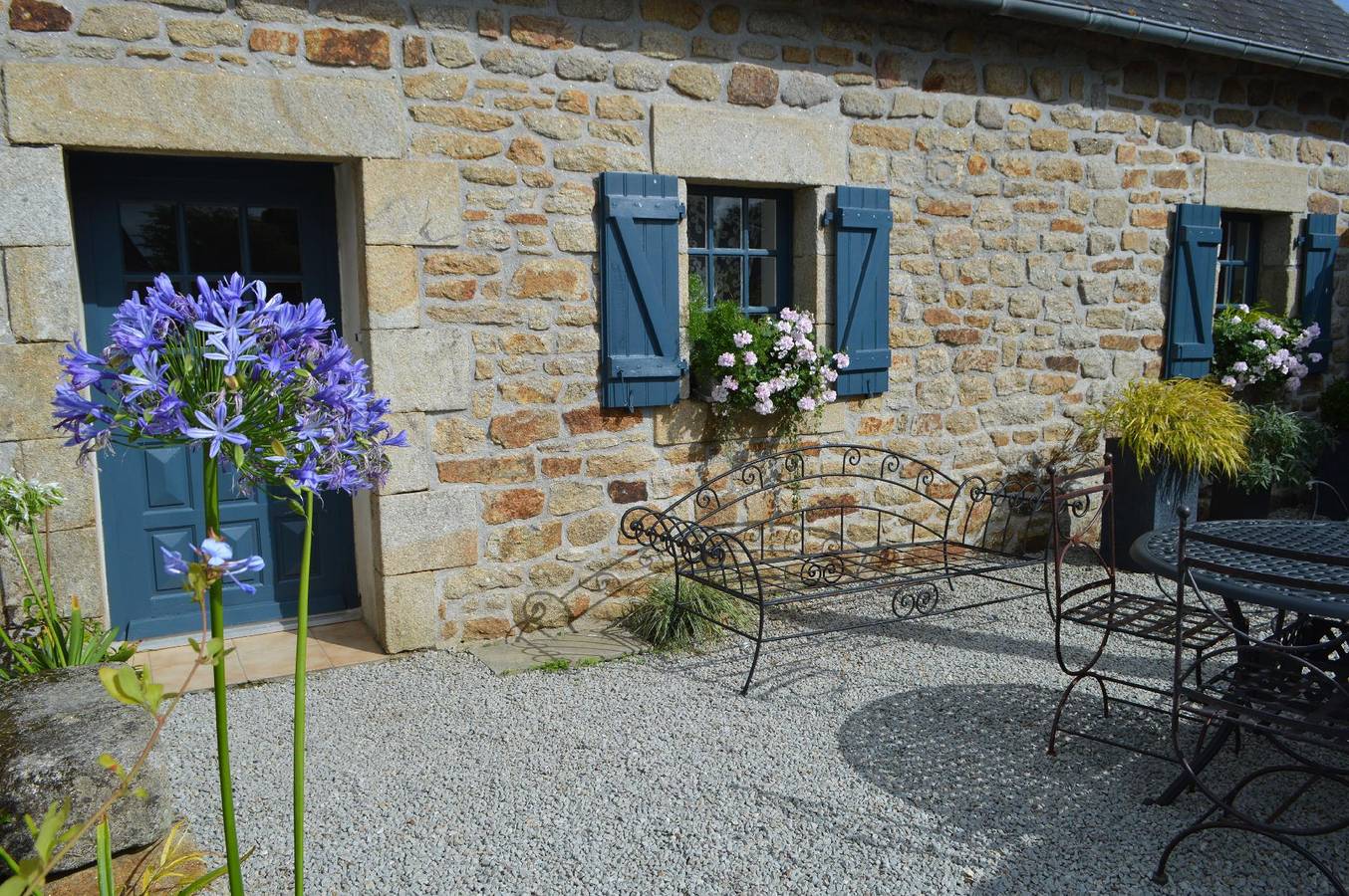 Maison de vacances avec jardin privé et barbecue in Plonévez-Porzay, Iroise