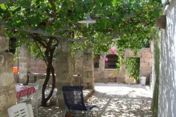 Gîte pour 4 personnes, avec terrasse et jardin, animaux acceptés dans Marina Serra