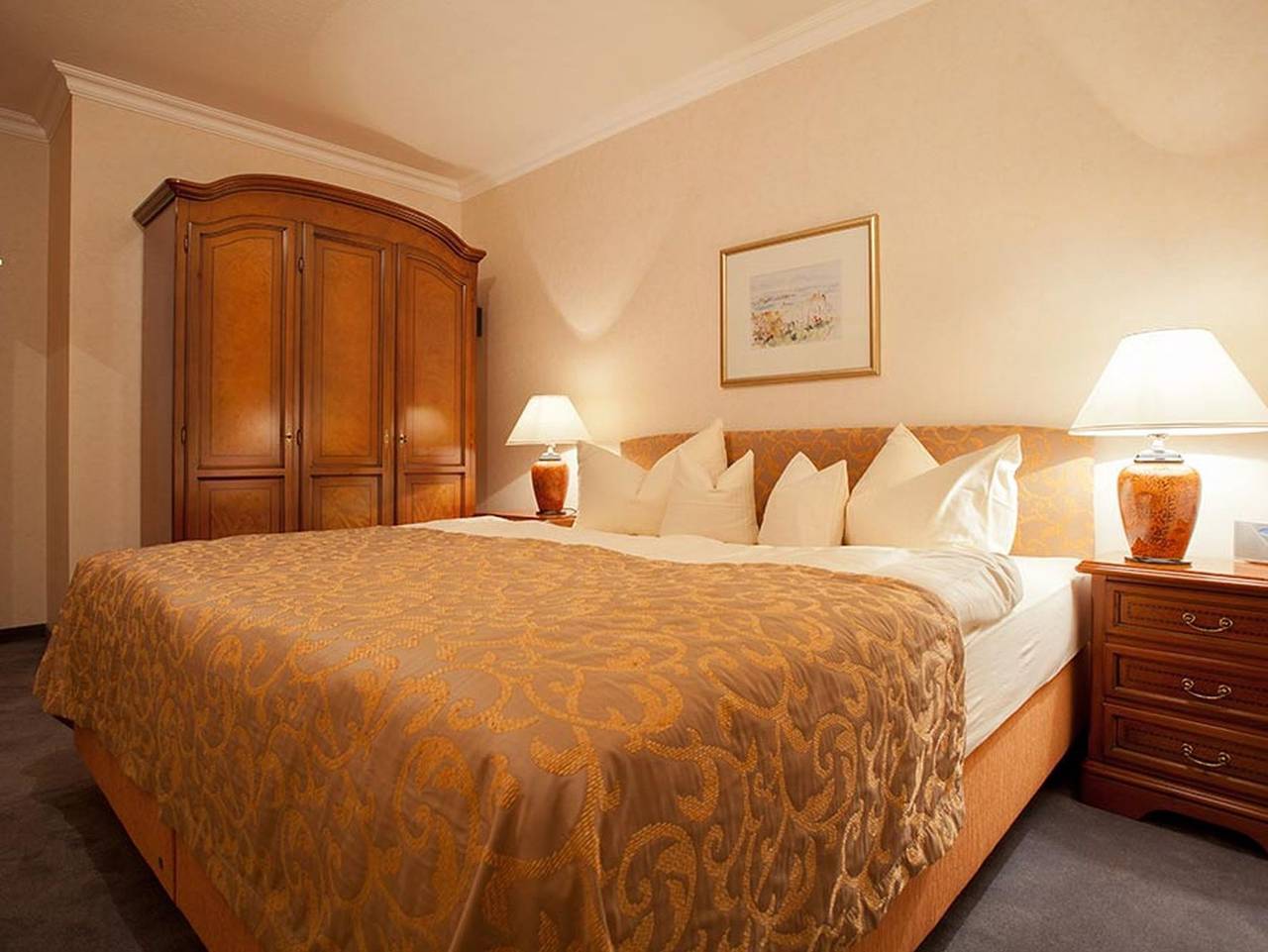Hotel Am Rehberg - Doppelzimmer mit sep. Wohnteil, Balkon/Terrasse, Bad oder Dusche/Wc, Haupthaus in Lindau, Bayerisch Schwaben