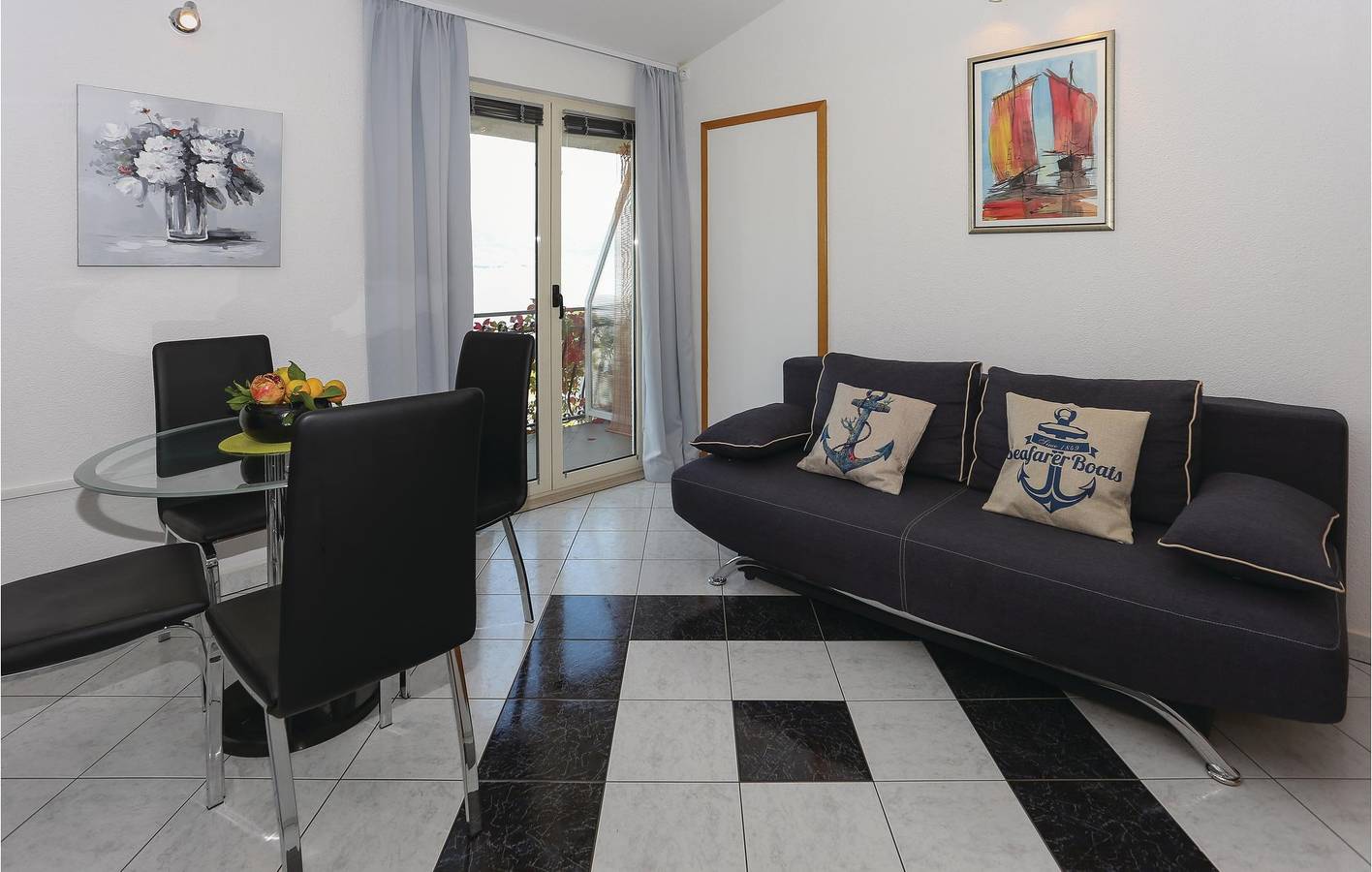Entire holiday apartment, Holiday apartment for 4 people with terrace in Arbanija, Ciovo