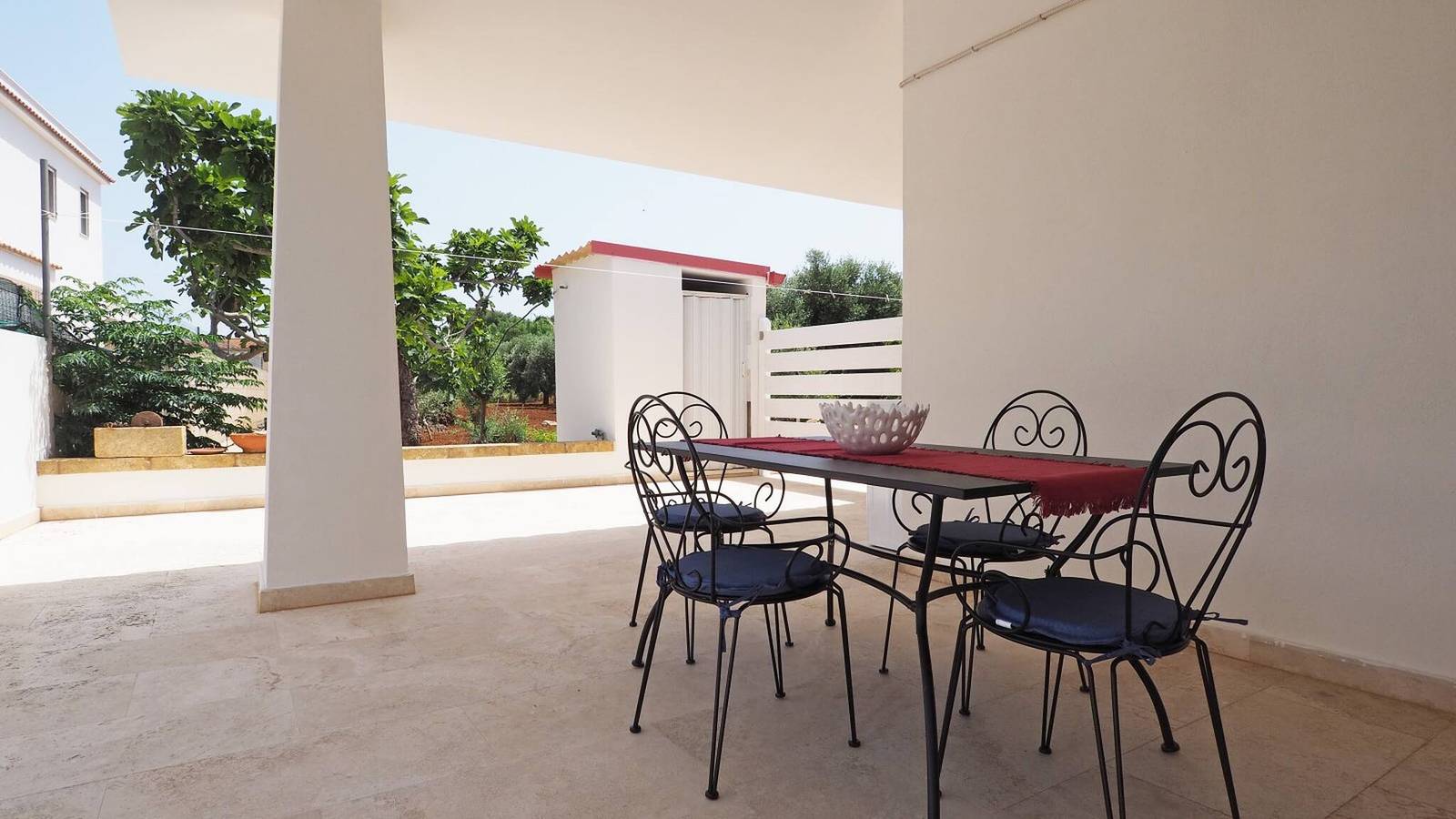 Villetta Nonno Seba 4 posti a pochi metri dal mare in Torre Suda, Racale