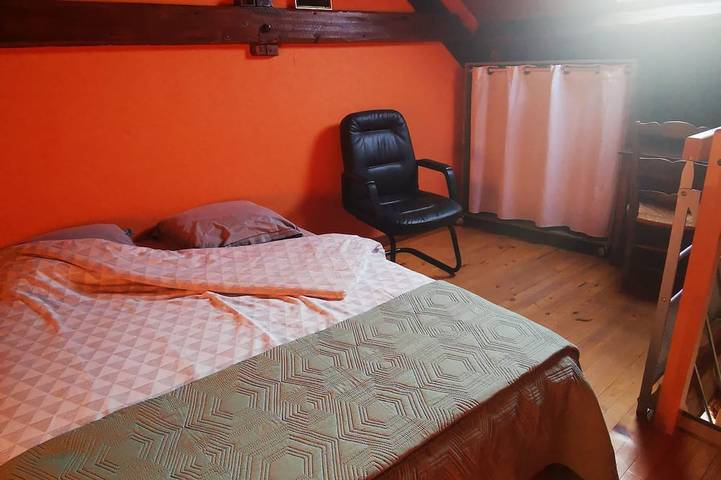 Gîte pour 7 personnes, avec jardin, animaux acceptés à Avèze - 3