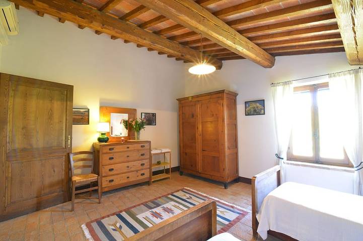 Piscina privada, a poca distancia de la ciudad, A / C, Wifi, degustación de vinos gratis. in Fabro, Provincia de Perugia