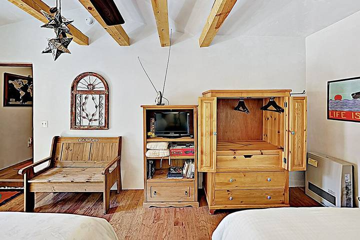 Vacation rental for 6 people, with terrace in Taos