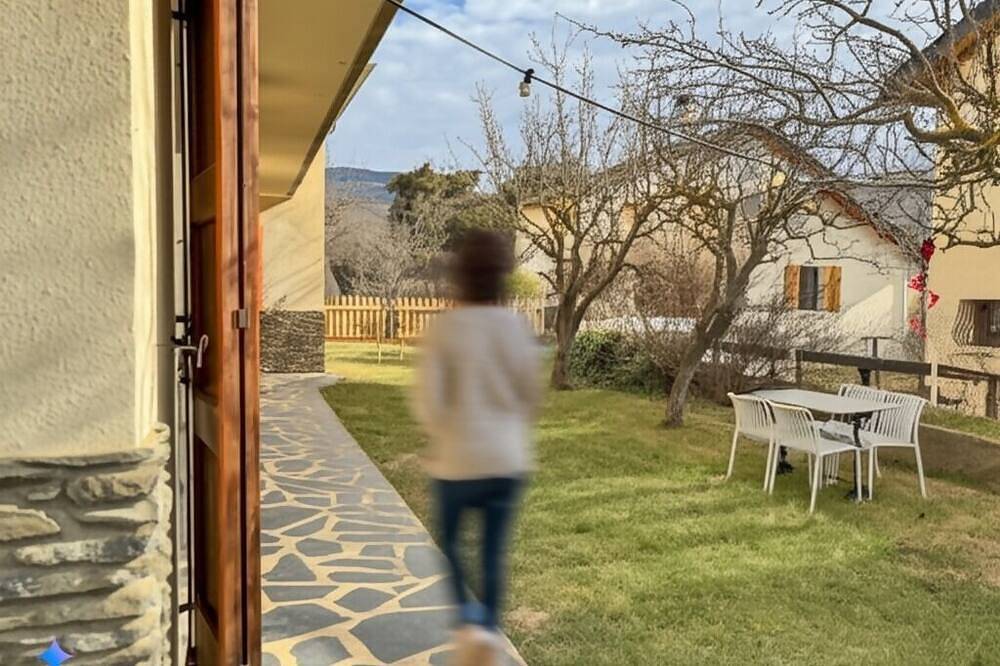 Entire apartment, Le Petit Jardin de Palau in Palau-de-Cerdagne, Prades region