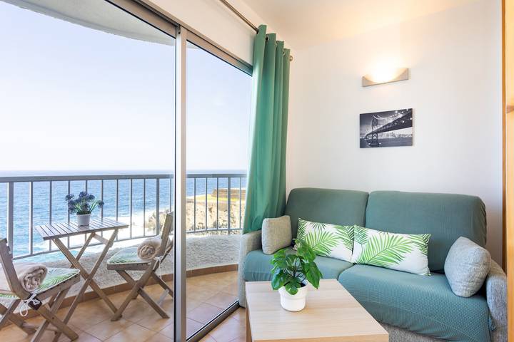 Ganze Wohnung, TenoHomes Oceanview Studio with Balcony in San Marcos, Teneriffa Nord