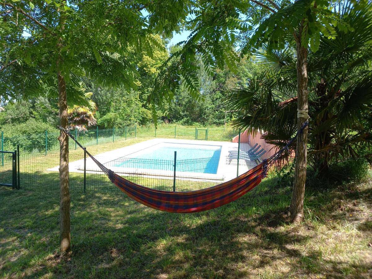 Chambre d'étape et Gîte de séjour- Domainesalamandre-fr - Piscine, Nature, Gr65 et Télétravail in Lauzerte, Quercy