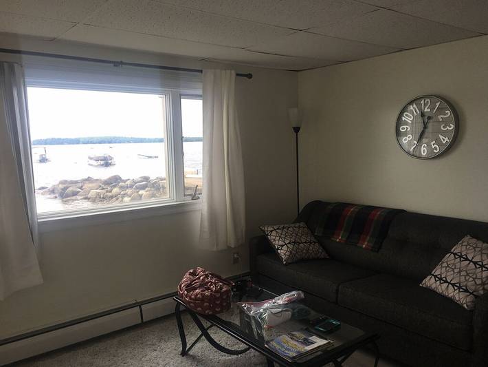 Vacation rental for 12 people, with balcony and hot tub in Sebago Lake