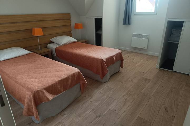 Gîte pour 5 personnes, avec balcon et piscine dans Golf Club des Sables d'Or - 2