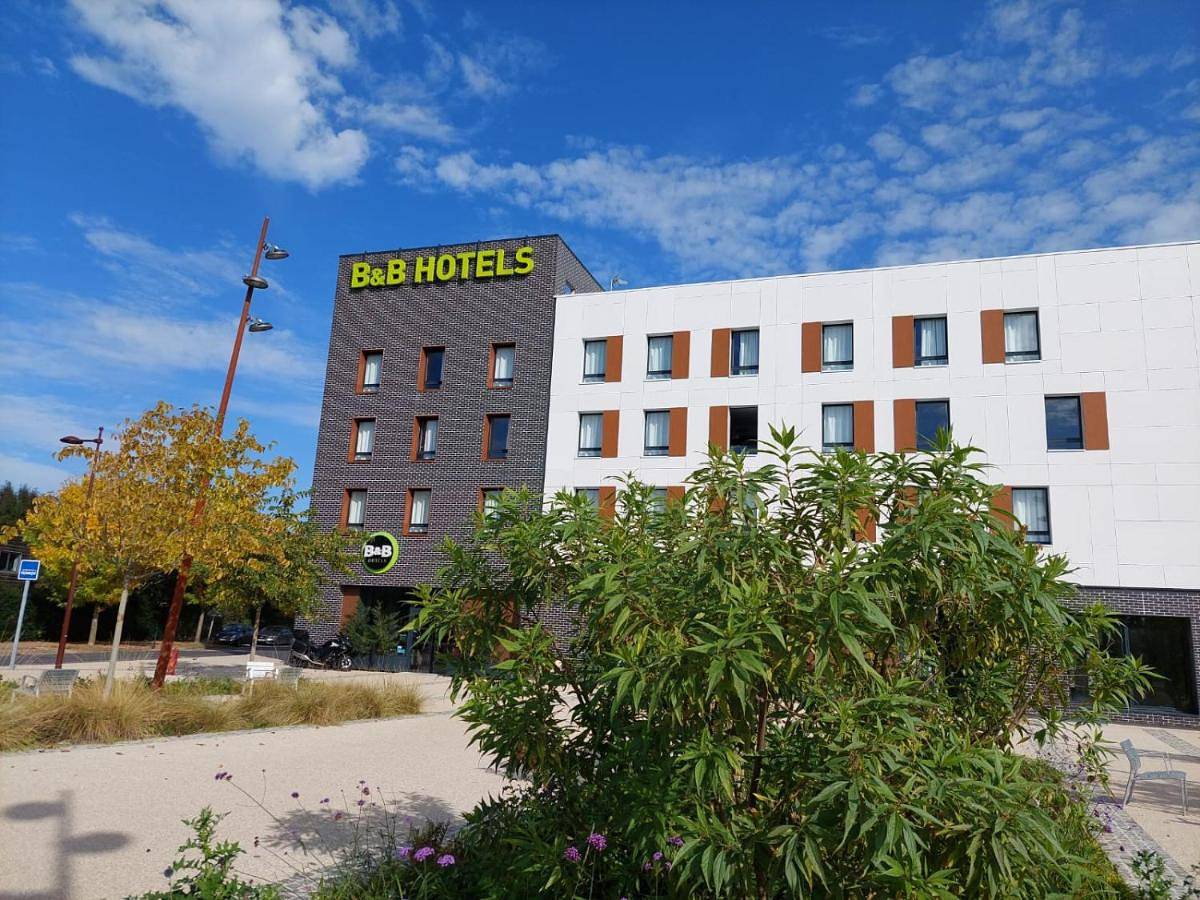 B&B Hotel Bois d'Arcy Saint Quentin en Yvelines in Bois-d'Arcy, Yvelines