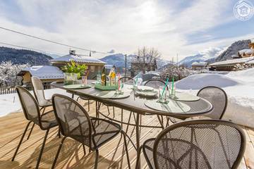 Gîte pour 12 personnes, avec terrasse à La Léchère