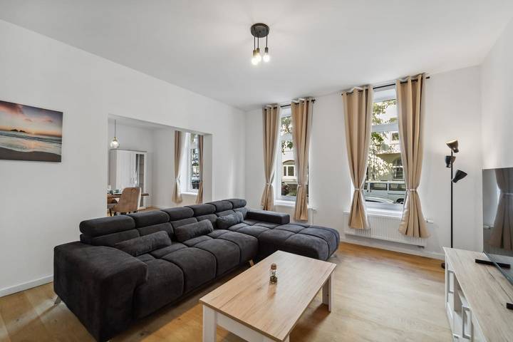 Ferienwohnung für 4 Personen, mit Balkon und Terrasse sowie Garten in Wilhelmshaven