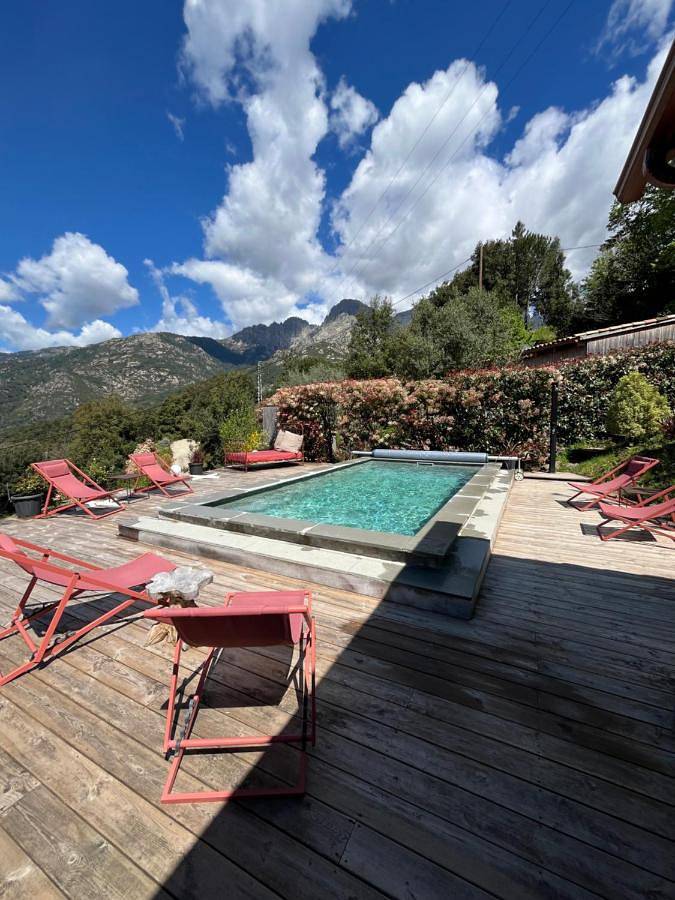 Chambre d’hôte pour 2 personnes, avec piscine ainsi que vue et terrasse en Corse-du-Sud - 4
