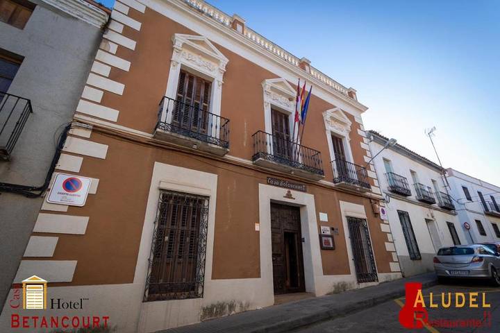 Hotel para 2 personas, con jardín y vistas, Familias con niños en Provincia de Ciudad Real - 2
