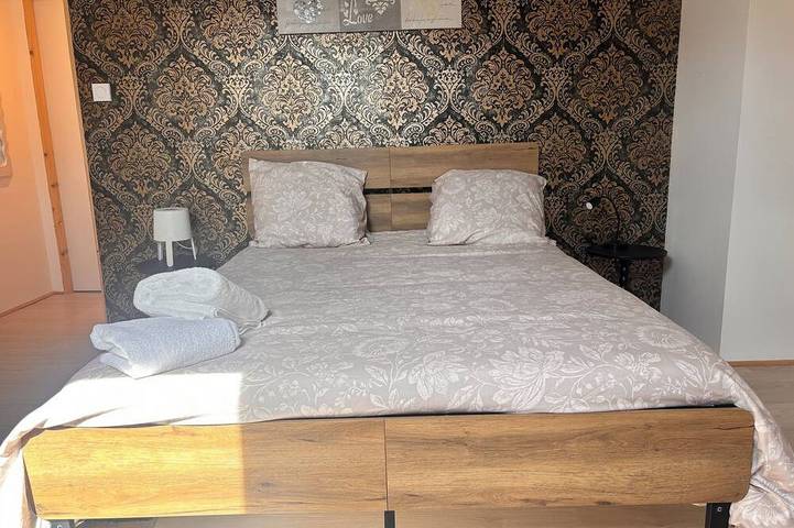Ganze Wohnung, Your Vosges cocoon in Saint-Étienne-lès-Remiremont, Épinal und Umgebung