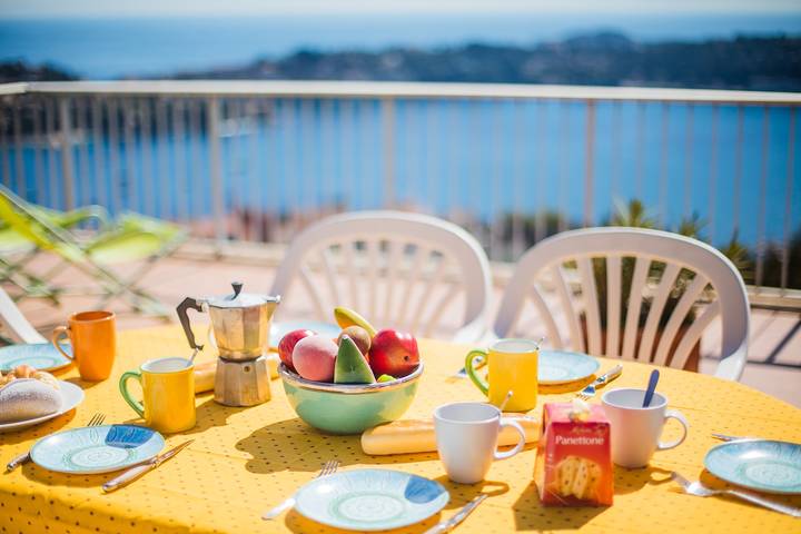 Gîte pour 6 personnes, avec terrasse à Villefranche-sur-Mer - 2