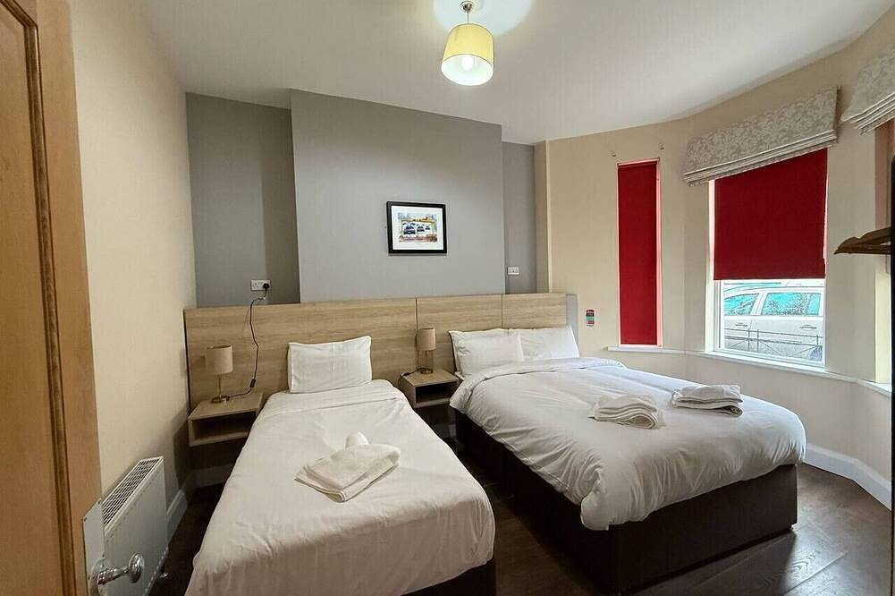 Gran casa de nueva Reformado, 13 Sleep, Wifi instalado profesionalmente in Belfast, Condado de Antrim (Irlanda del Norte)