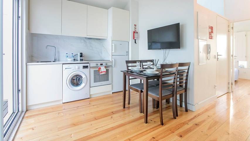 Appartamento intero, Appartamento vacanze per 2 persone con balcone in Santo Ildefonso, Distretto di Porto