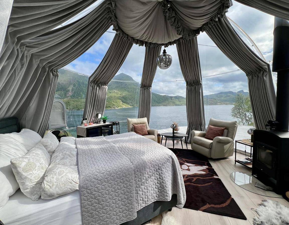 Lofoten Glamping Dome in Hadsel