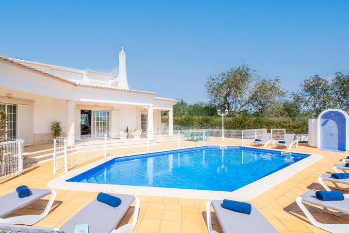 Villa Rose Bay in Ferreiras, Distrito de Faro
