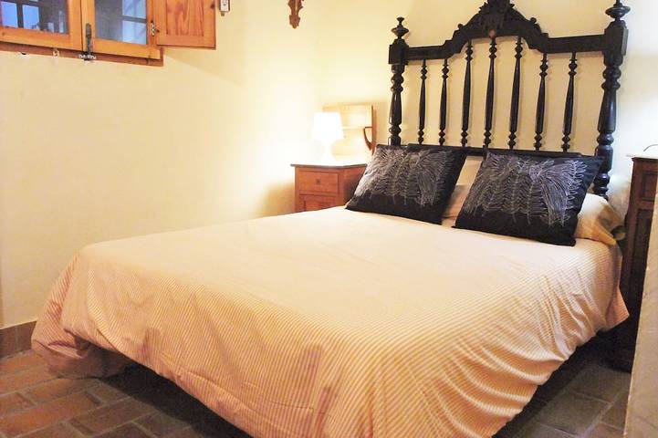 Spanische Villa Mit Privatem Pool, WIFI, 50 Minuten vom Strand entfernt in Yecla, Murcia Binnenland