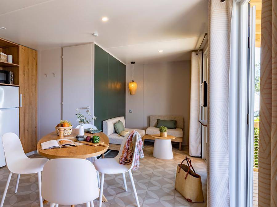 Camping Sandaya Le Kérou - Mobilhome 4 personnes - Cottage Privilège Tv Lv - 2 chambres - 4 personnes in Clohars-Carnoët, Côte de Cornouaille